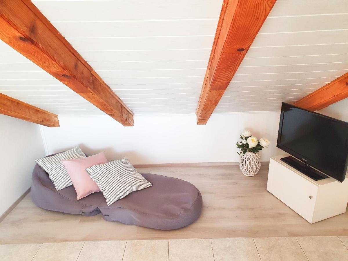 Breathtaking Seaview App Barac On Separated Floor Crikvenica Extérieur photo
